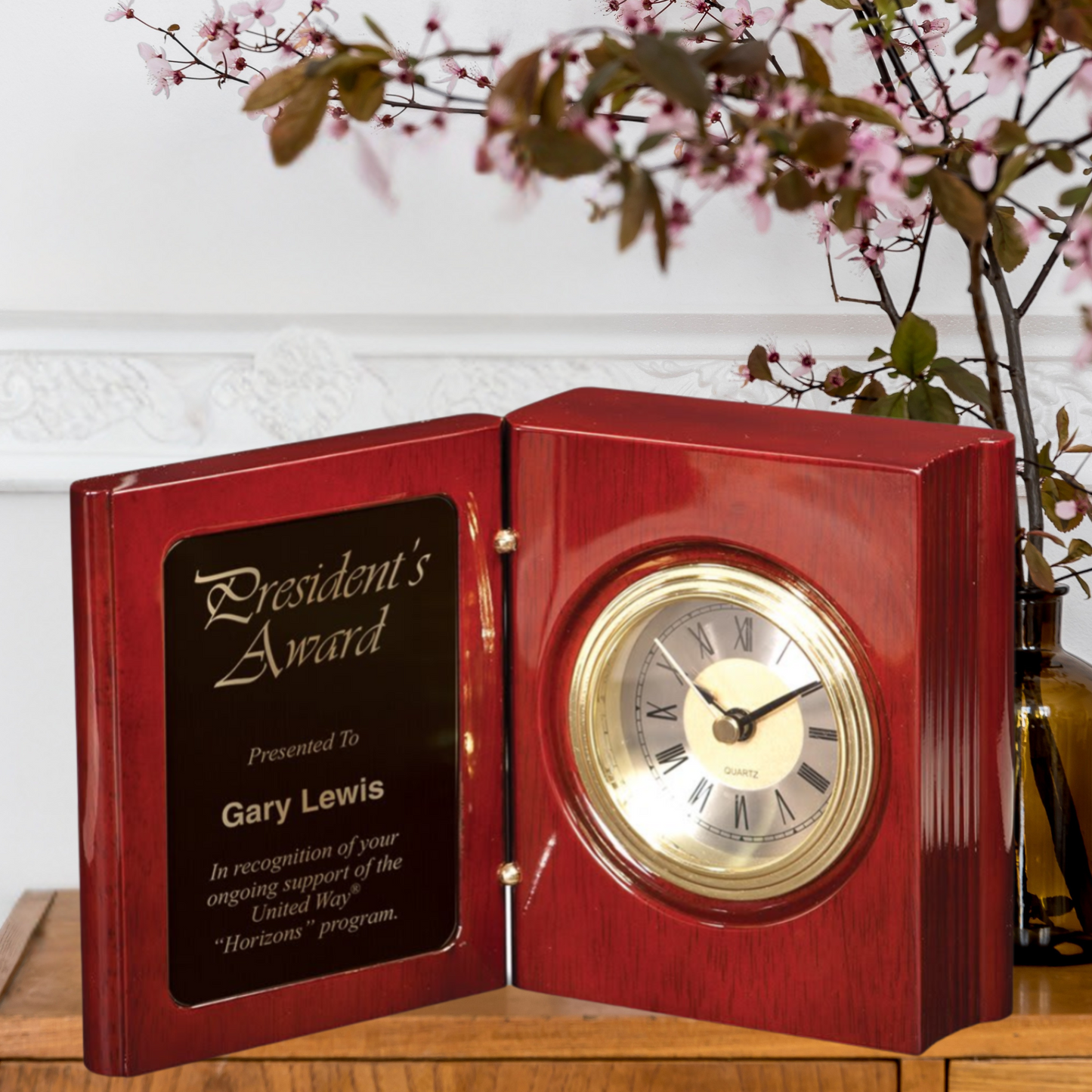 5 3/8" Rosewood Piano Finish Book Clock