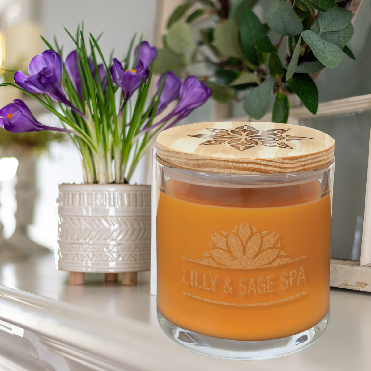 14 oz. Bright Citrus Candle in a Glass Holder with Wood Lid